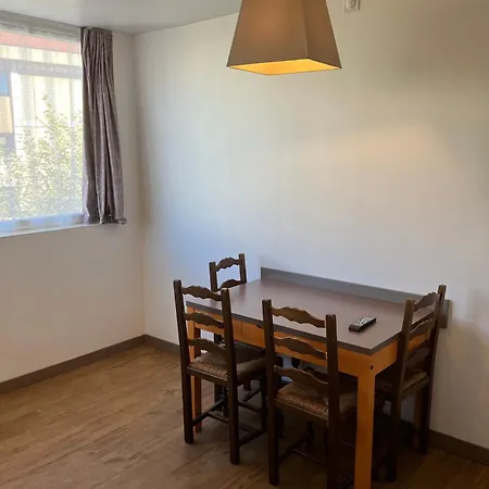 2 Pieces Avec Piscine, 150 M De La Plage. Apartament *