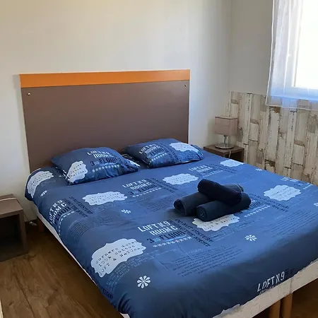 2 Pieces Avec Piscine, 150 M De La Plage. Apartament Cannes